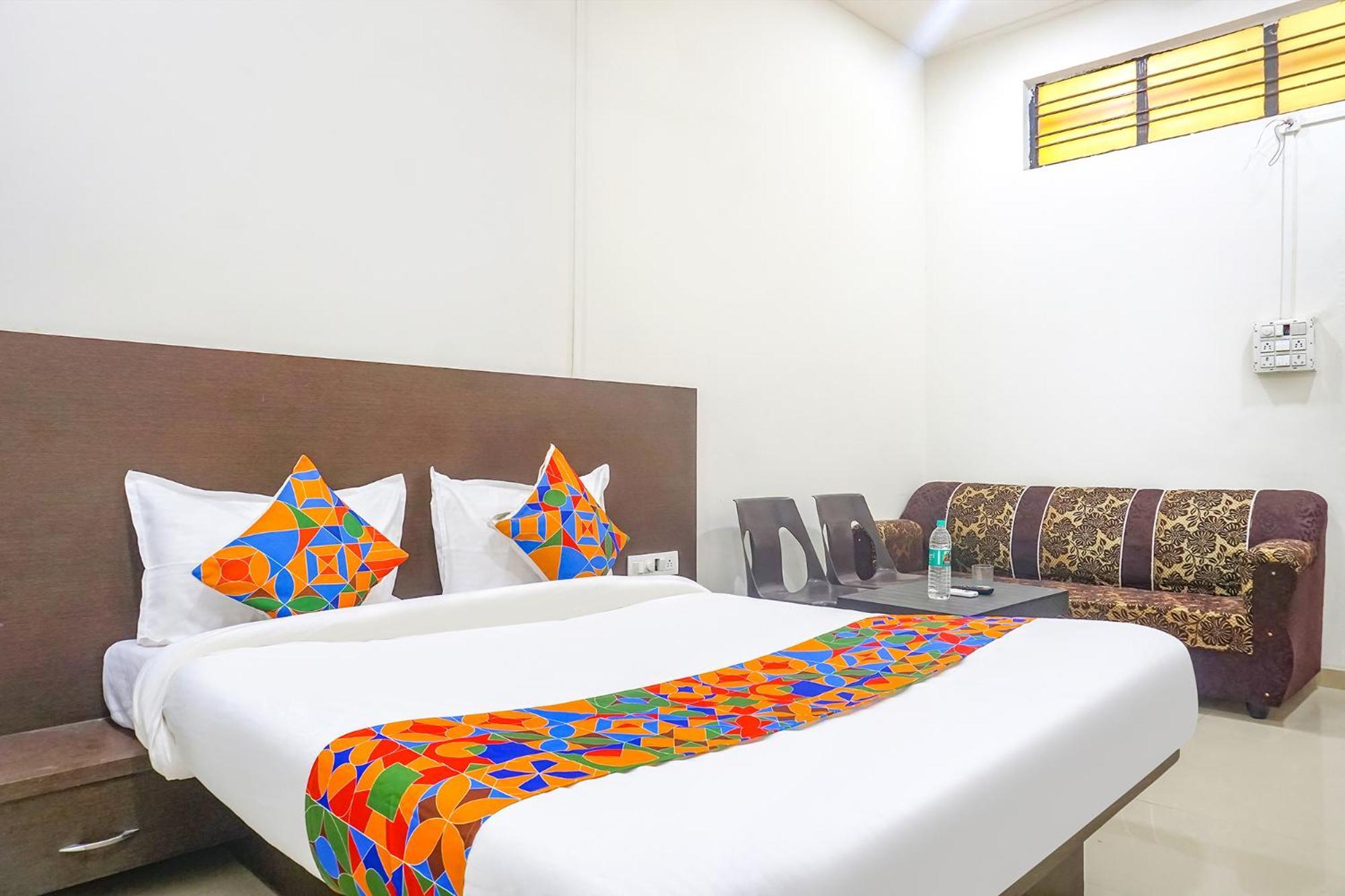 Fabhotel Om Sai - Nr Nashik Railway Station Esterno foto