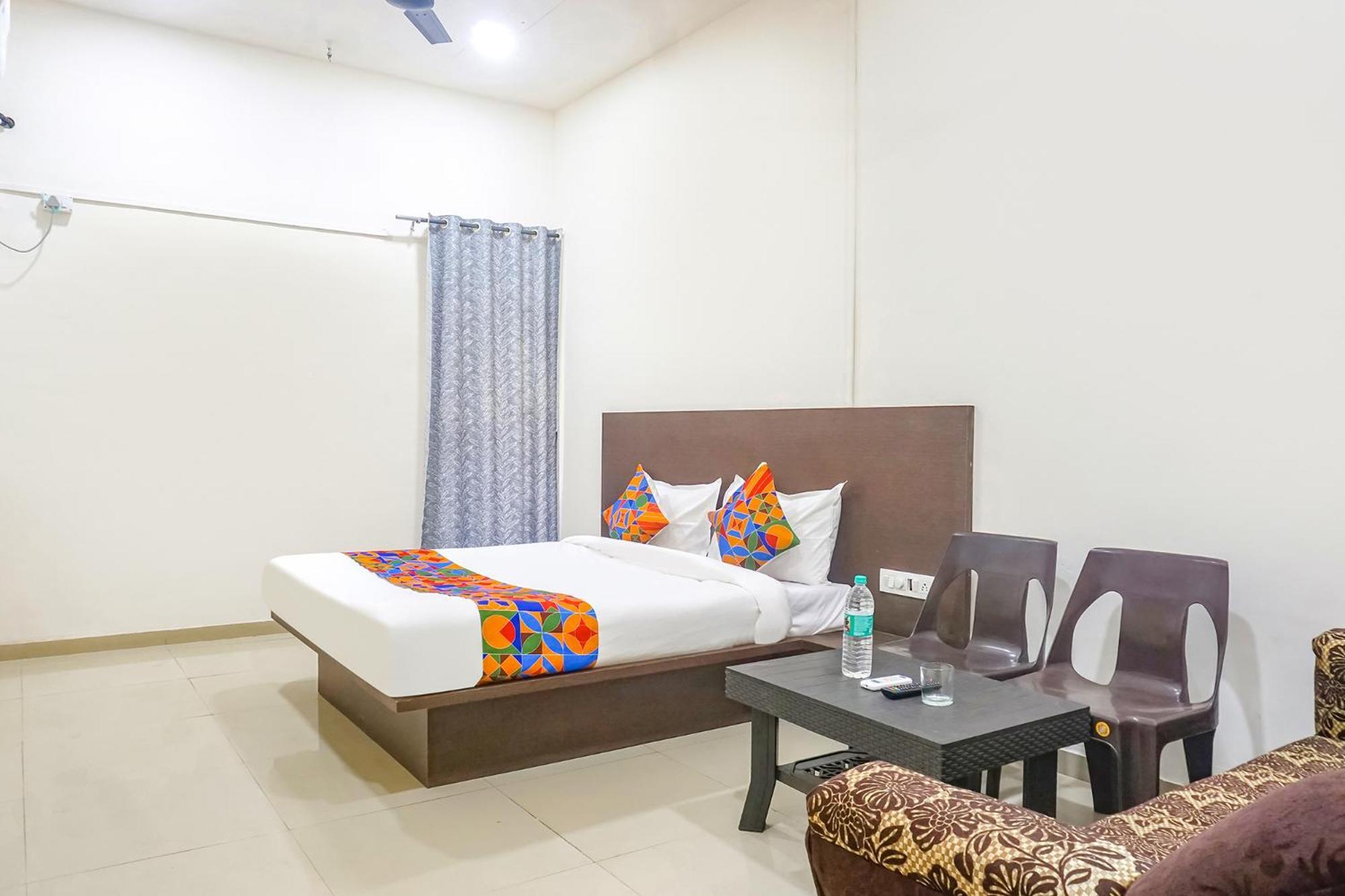 Fabhotel Om Sai - Nr Nashik Railway Station Esterno foto