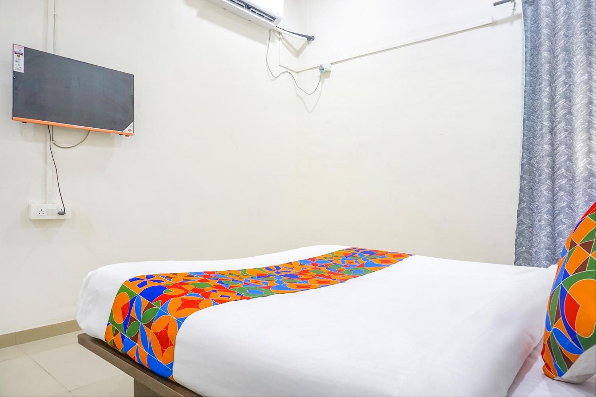 Fabhotel Om Sai - Nr Nashik Railway Station Esterno foto